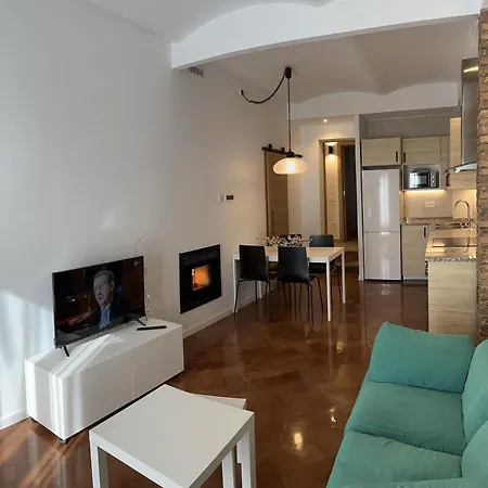 Apartment Cal Lleuger *